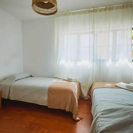 Surf & Nature With Terrace & Yoga Gym Near Guincho 2 To 8 Guests Dom wakacyjny Віавіа