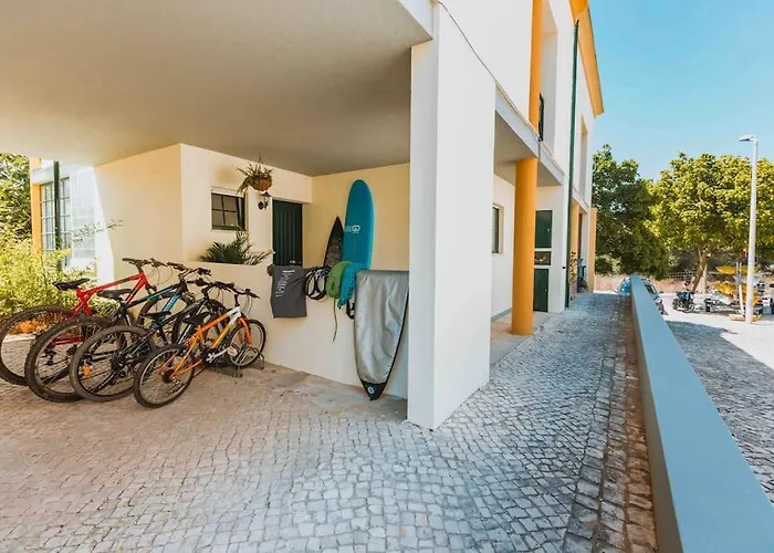 Surf & Nature With Terrace & Yoga Gym Near Guincho 2 To 8 Guests * Cascais