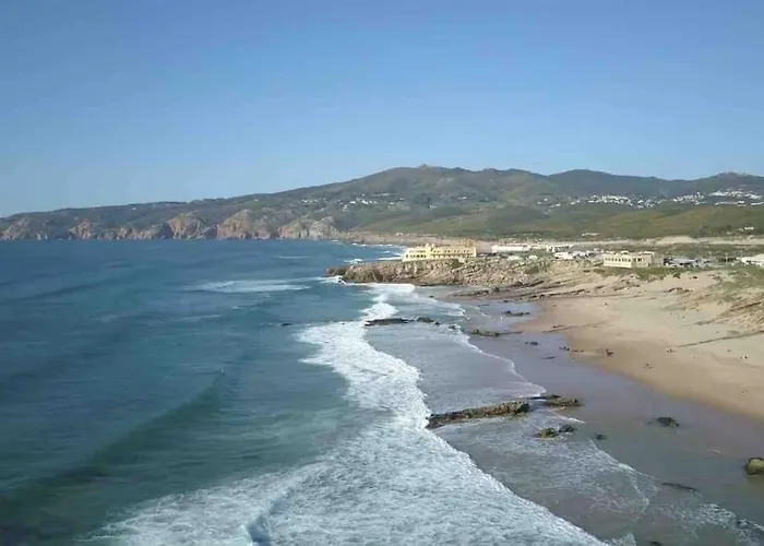 Surf & Nature With Terrace & Yoga Gym Near Guincho 2 To 8 Guests Nyaraló Cascais