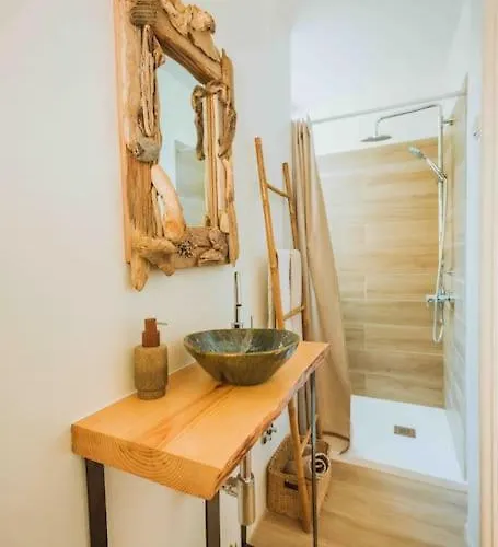 Surf & Nature With Terrace & Yoga Gym Near Guincho 2 To 8 Guests