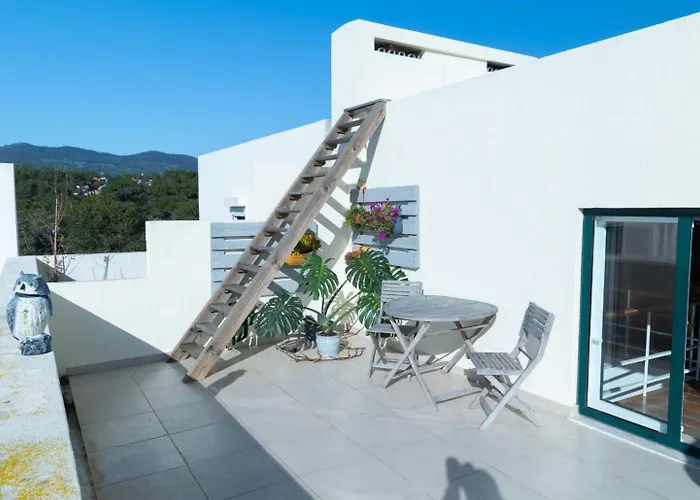 Surf & Nature With Terrace & Yoga Gym Near Guincho 2 To 8 Guests *