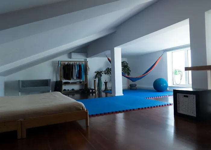 Surf & Nature With Terrace & Yoga Gym Near Guincho 2 To 8 Guests Nyaraló Cascais